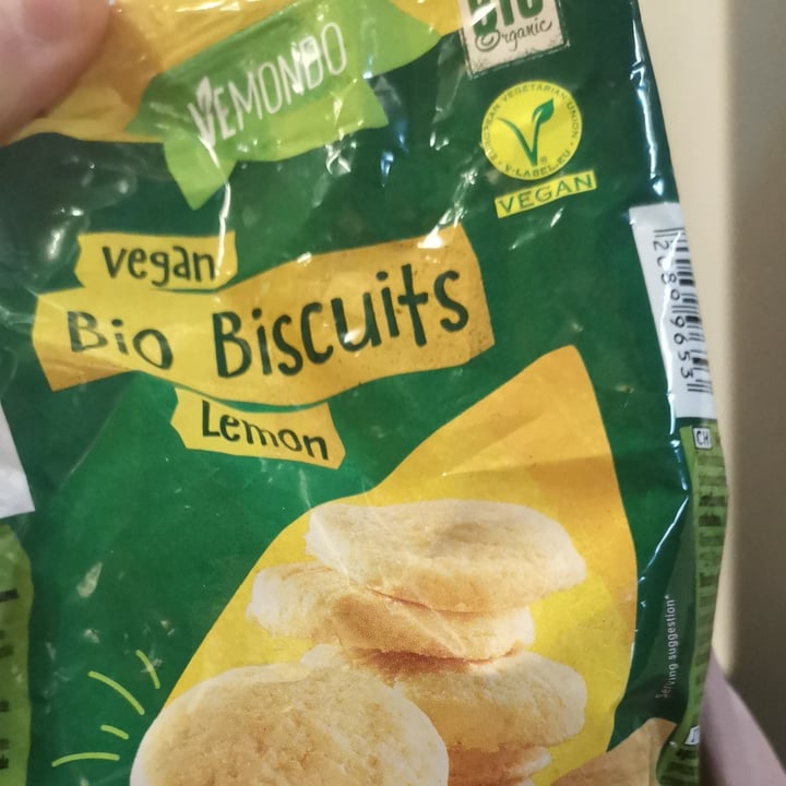 photo of Vemondo Bio biscuits lemon shared by @nomeutente on  25 Jan 2022 - review