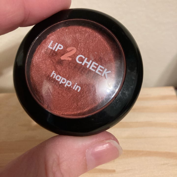 review photo of Happin Beauty Lip To cheek shared by @vanessinha on 07 May 2022 - review