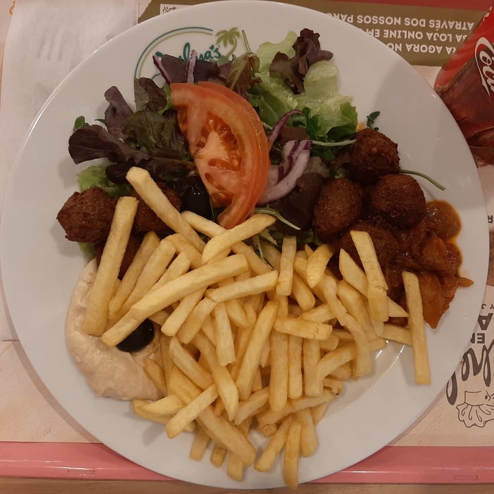 review photo of Joshua's Shoarma Grill Prato de Falafel shared by @veganactivism on 22 Jun 2021 - review