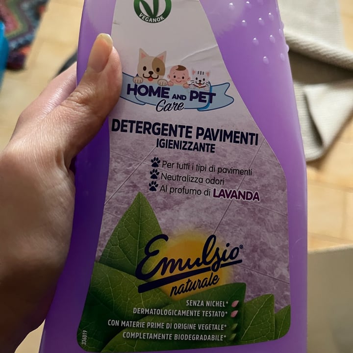 photo of Emulsio Detergente Pavimenti shared by @ambra95 on  18 Dec 2021 - review