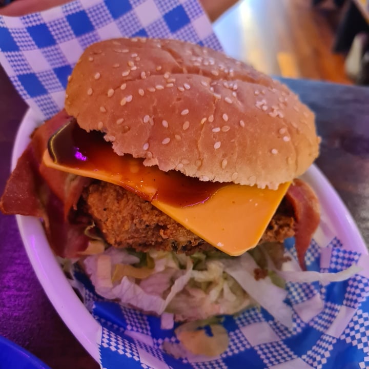 photo of I Should Be Souvlaki Southern Fried Burger shared by @jenl on  28 Nov 2021 - review