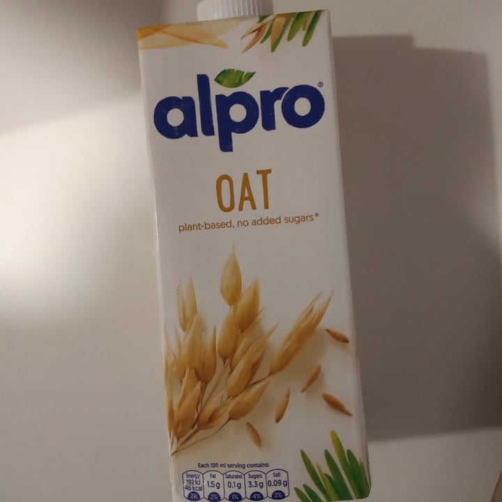 photo of Alpro Oat Milk shared by @aoifemcveigh on  16 Oct 2021 - review