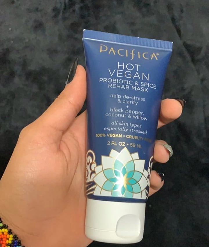 photo of Pacifica Hot Vegan Probiotic & Spice Rehab Mask shared by @elizabeth-stonem on  20 Nov 2019 - review