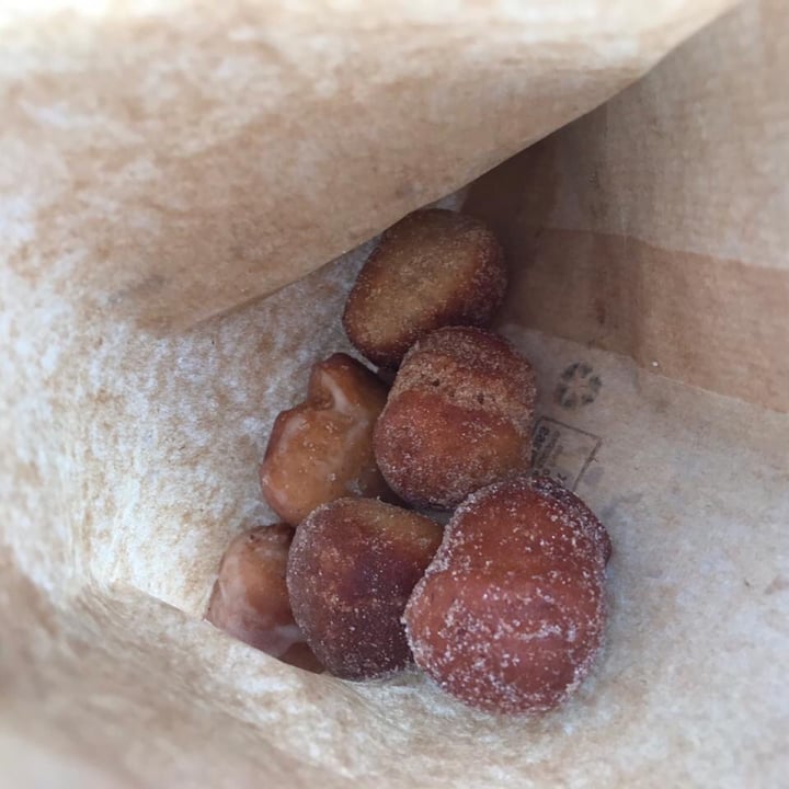 photo of Grumpy & Runt | Little Deli & Donuts Donut Holes shared by @jordyb on  31 Aug 2020 - review