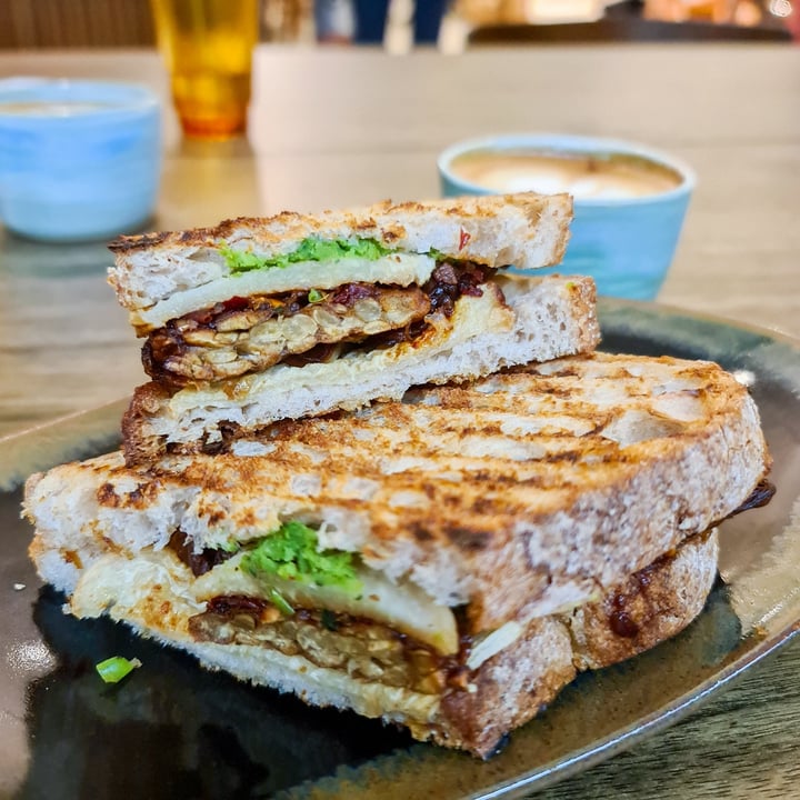 review photo of East Coast Commune Vegan Sourdough Sandwich shared by @jaydenl on 11 Nov 2020 - review