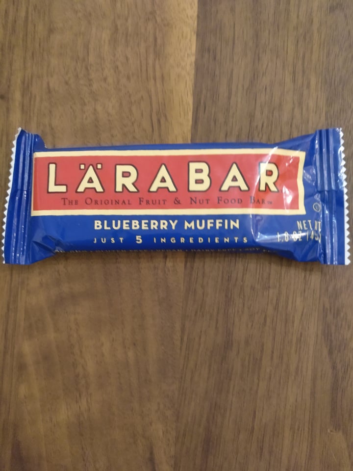 review photo of Larabar Blueberry Muffin Bar shared by @nekobasu on 14 Jul 2019 - review