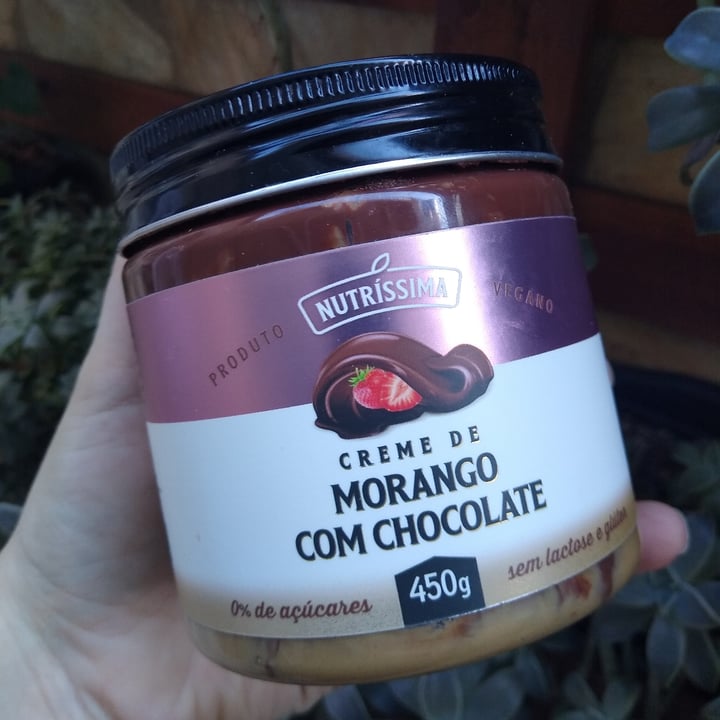 photo of Creme de morango e chocolate Nutrissima Creme de morango e chocolate Nutrissima shared by @julianapaixao on  16 Apr 2022 - review