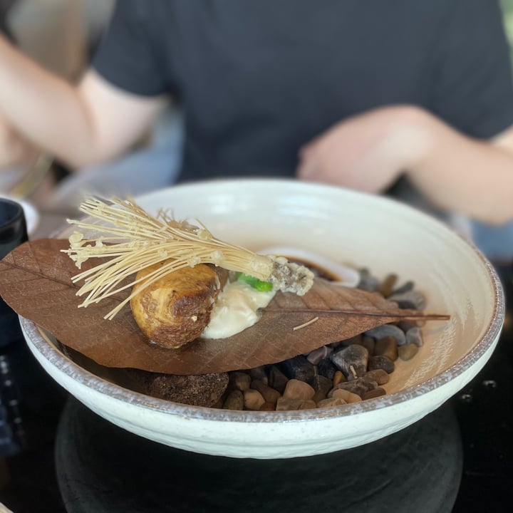 photo of Joie Grill Summer Mushroom Steak on “Pu-Ye” Hot Stone shared by @applepancakes on  10 Sep 2021 - review
