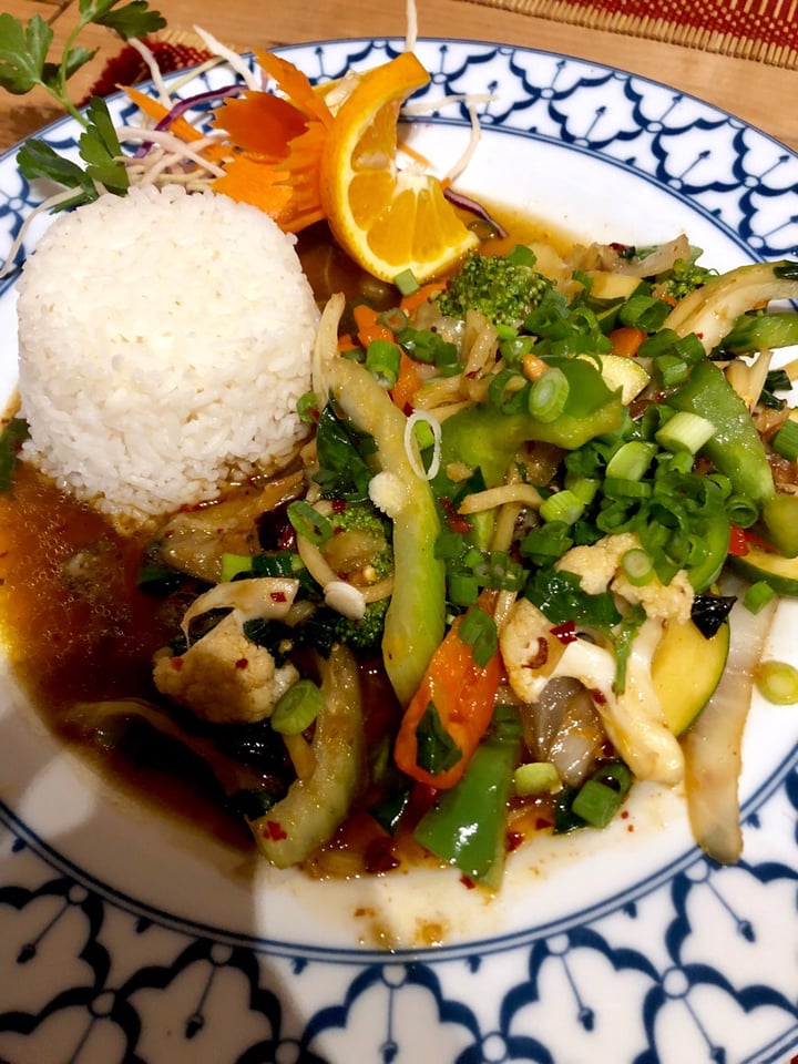 photo of Chez Le Thai restaurant Pad makhoua Yaw Stir fry shared by @amyvegan on  16 Jan 2020 - review