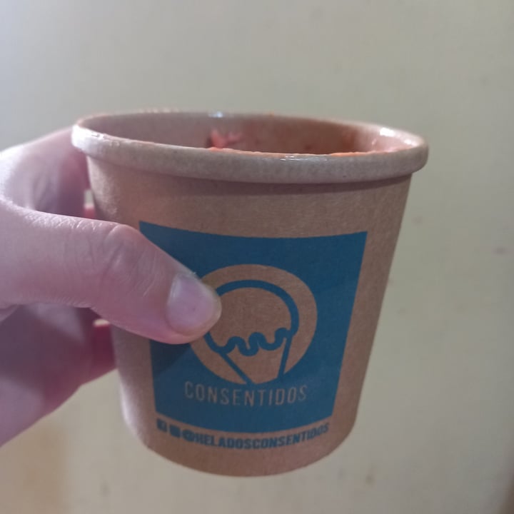 review photo of Helados consentidos Helado pasión frutal shared by @aguacatera on 06 May 2021 - review