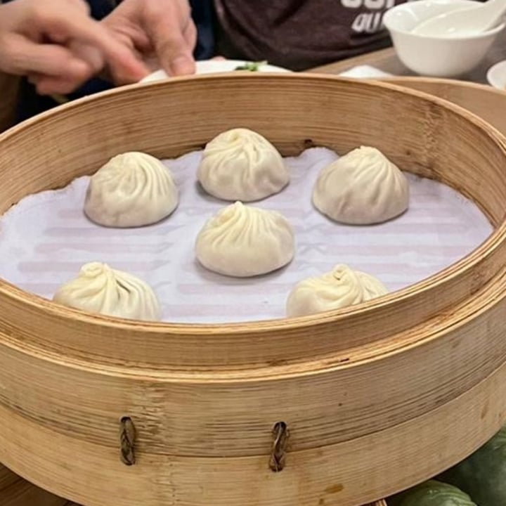 photo of Din Tai Fung Great World City Branch Steamed Yam Xiao Long Bao shared by @cody on  19 Nov 2020 - review