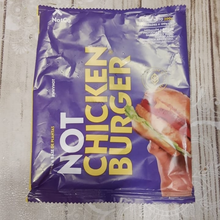 photo of NotCo Not Chicken Burger shared by @veganluli on  08 Dec 2021 - review
