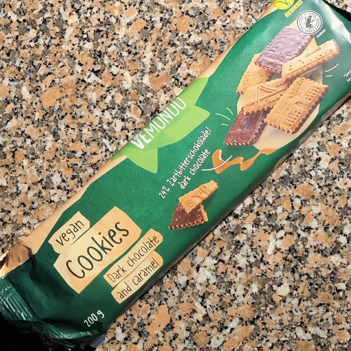 photo of Vemondo Vegan Cookies Dark Chocolate and Caramel shared by @sh4m on  25 Jan 2022 - review