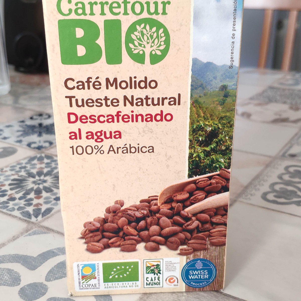 Café molido natural descafeinado Carrefour 250 g.