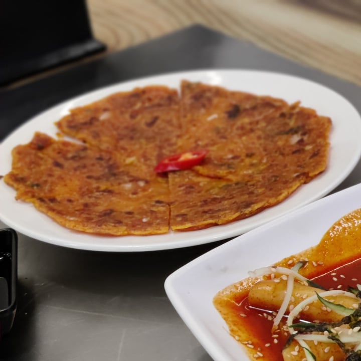 photo of The Boneless Kitchen Kimchi Jeon 김치전 shared by @jerald on  27 Mar 2022 - review