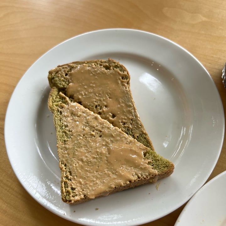photo of slow bakes Matcha Loaf With Unsweetened Peanut Butter shared by @qmh on  24 Sep 2022 - review