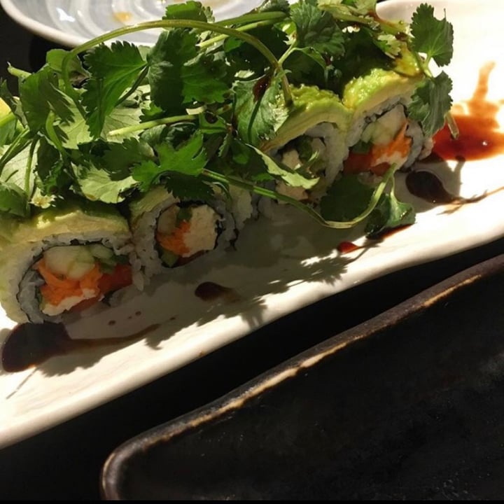 review photo of Dragonfly Sushi & Sake Company Garden Fresh Roll shared by @thenightann on 27 Apr 2020 - review
