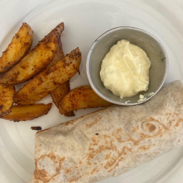 review photo of Holy Beach Burritos shared by @barlaxena on 08 Jul 2022 - review