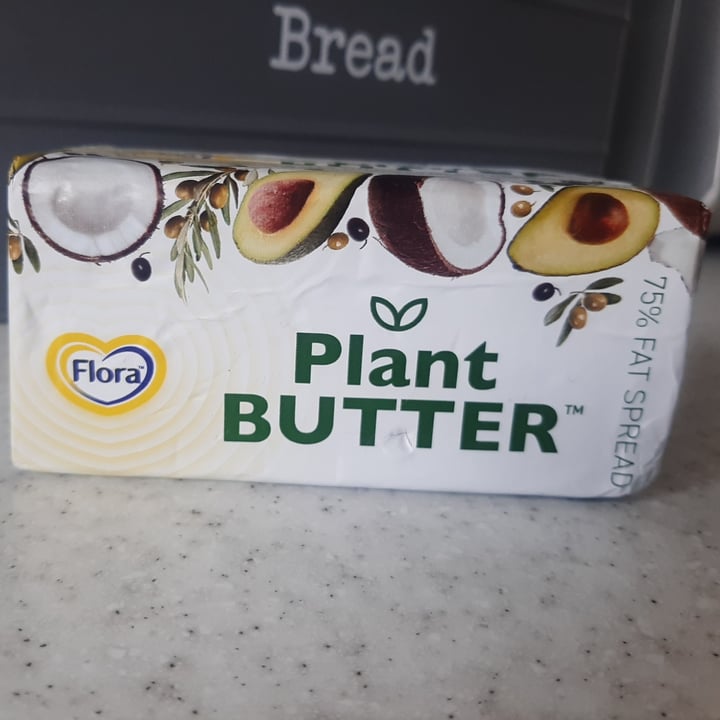 photo of Flora Plant Butter shared by @divdtuin on  14 Nov 2021 - review