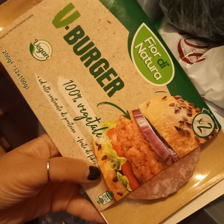 photo of Fior di Natura V-Burger shared by @kate68 on  09 Jul 2021 - review