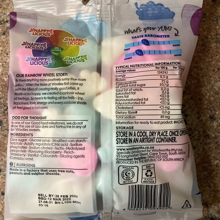 photo of Woolworths Food Happy Licious Dream Dance Do shared by @garethlawrence on  25 Oct 2021 - review