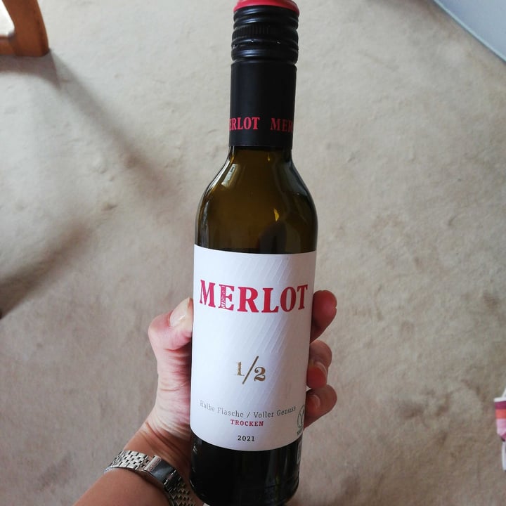 review photo of Merlo vegan Merlot shared by @ilaria0 on 15 Apr 2022 - review