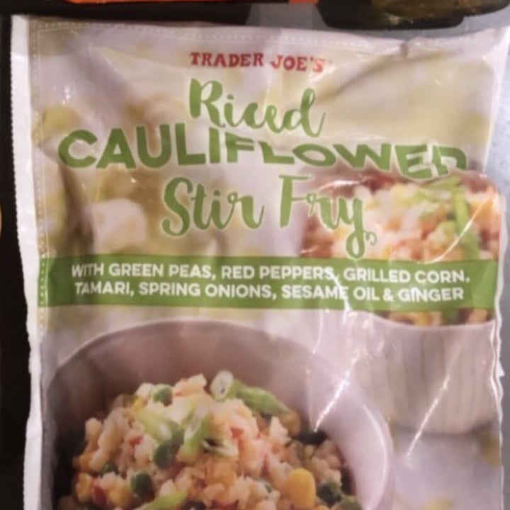 photo of Trader Joe's Riced Cauliflower Stir Fry shared by @akhazeni on  22 Apr 2020 - review