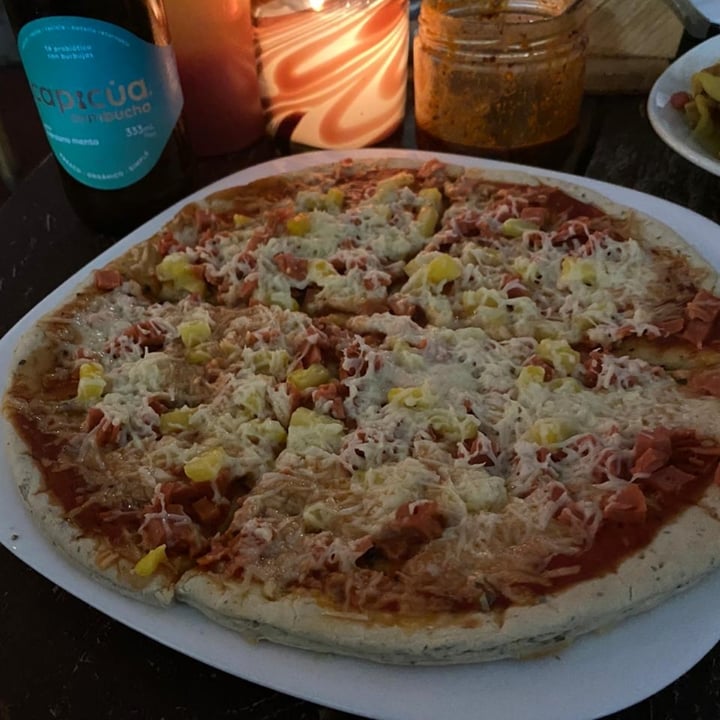 photo of Edén Pizza shared by @dopefriend on  04 Dec 2020 - review
