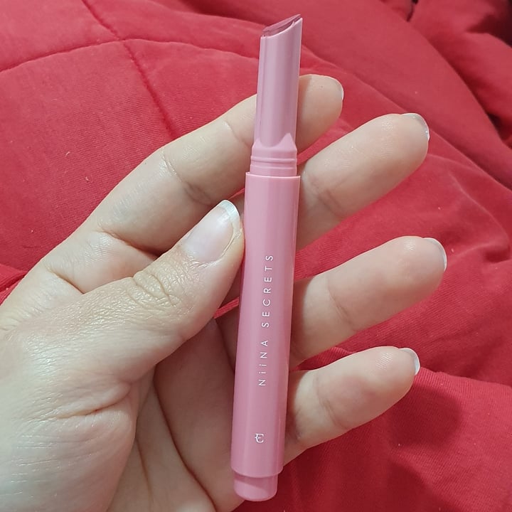 review photo of Eudora Balm Gloss Niina Secrets shared by @mickaelly on 09 Sep 2022 - review