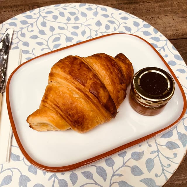 Photo of the dish “Plain croissant”