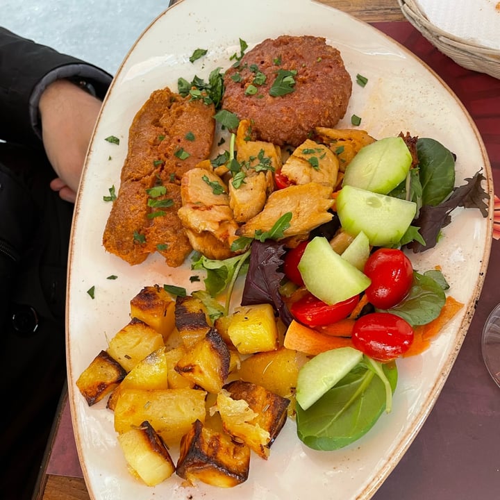review photo of Rifugio Romano Grigliata Veg shared by @saraveggy on 24 Apr 2022 - review