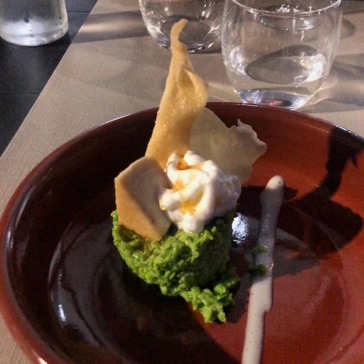photo of Alice e Viola - Cucina vegetale Tartare di piselli shared by @essemme on  22 May 2022 - review