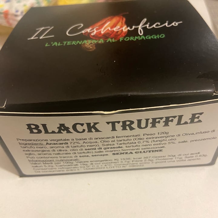 photo of Il CashewFicio Black Truffle shared by @giulia83 on  31 May 2022 - review