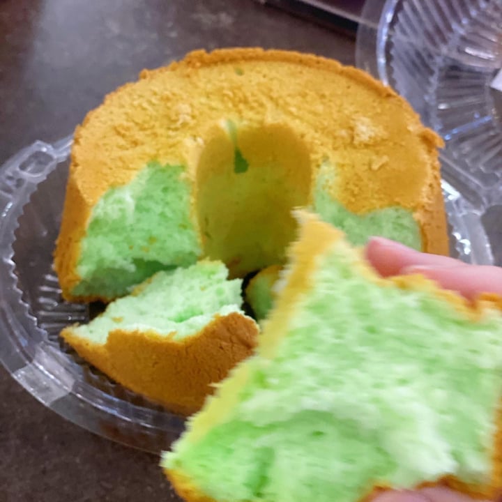 photo of Dongshan Eastern Highland Healthy Cake House Pandan Cake shared by @peasfulpea on  28 Jan 2022 - review
