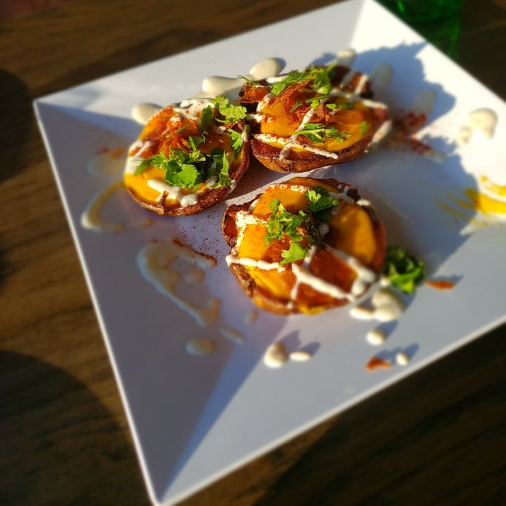photo of Arles & Boggs Vegan Eatery Loaded Potato Skins shared by @mburgos on  30 Dec 2020 - review