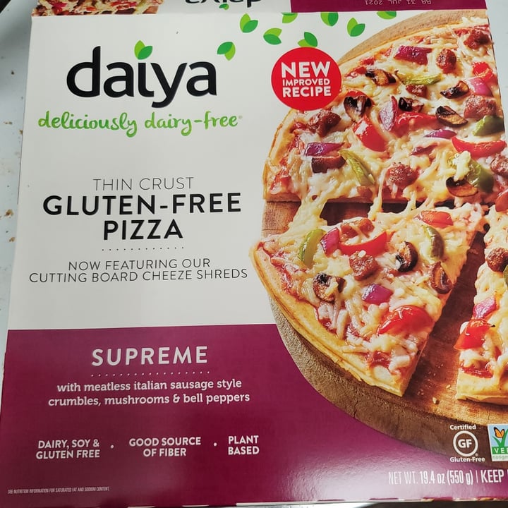 photo of Daiya Supreme Pizza Sausage, Mushrooms & Bell Peppers shared by @glitteredweb on  24 Oct 2020 - review