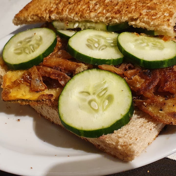 photo of Cervecería Modelo sanguche pan negro con zuchini rebozado, Cebolla Crispy Y Pepino. Pedirlo Tostado Porque La Segunda Vez Q Lo Pedí Me Lo Trajeron Sin Tostar. Super Rico shared by @cintiabowie on  26 Dec 2022 - review