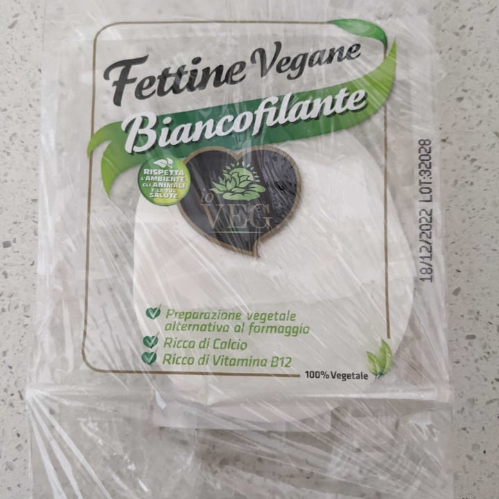 review photo of ioVEG Fettine vegane bianco filante shared by @elehele on 14 Aug 2022 - review