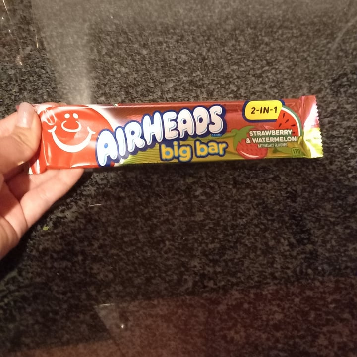 photo of Air Heads Airheads big bar shared by @tayethevegan on  11 Aug 2021 - review