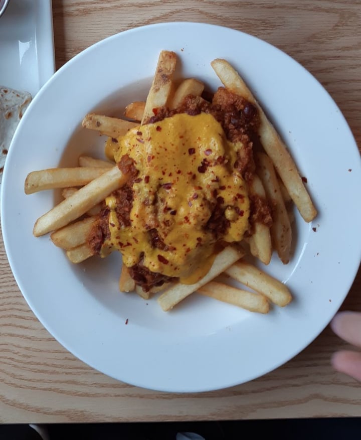 review photo of Plant Café & Kitchen Chilli cheese fries shared by @thescientificchef on 22 Jun 2018 - review
