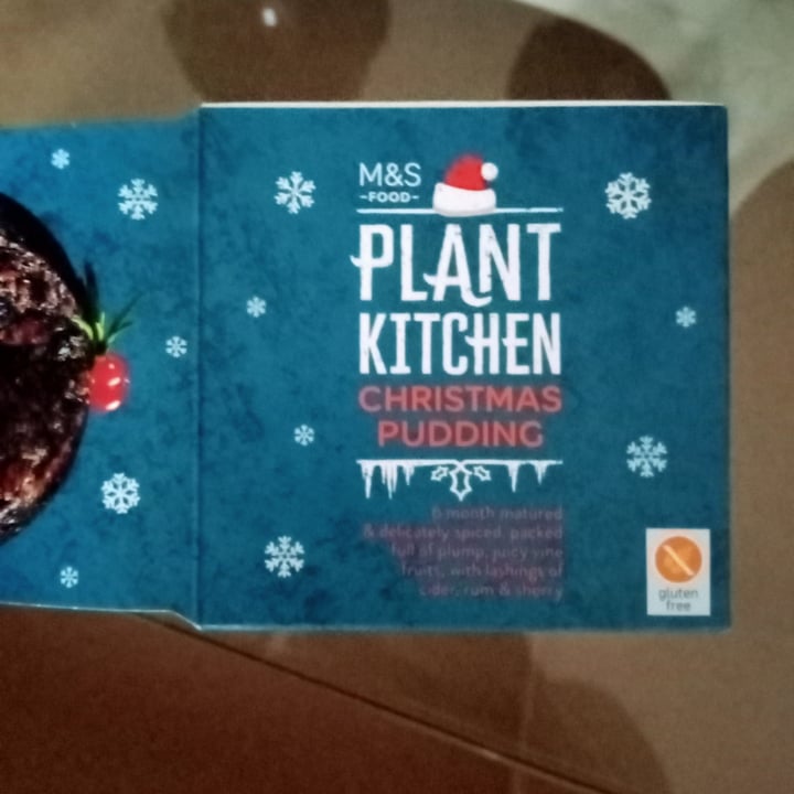 photo of Plant Kitchen (M&S) Christmas Pudding shared by @maiwennmia on  14 Dec 2021 - review