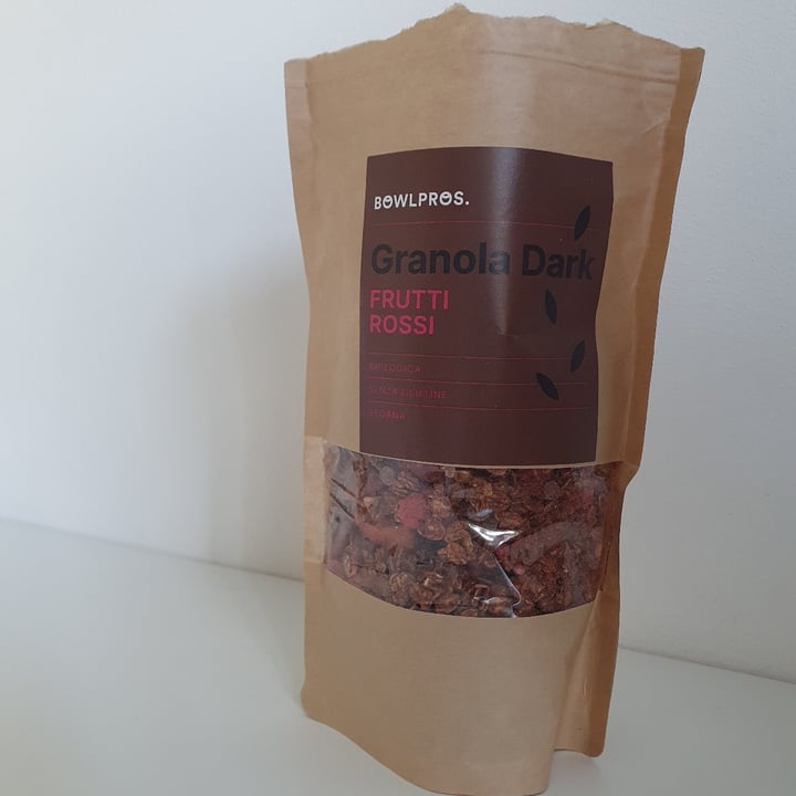 photo of Bowlpros Granola dark frutti rossi shared by @greis on  14 Jul 2022 - review