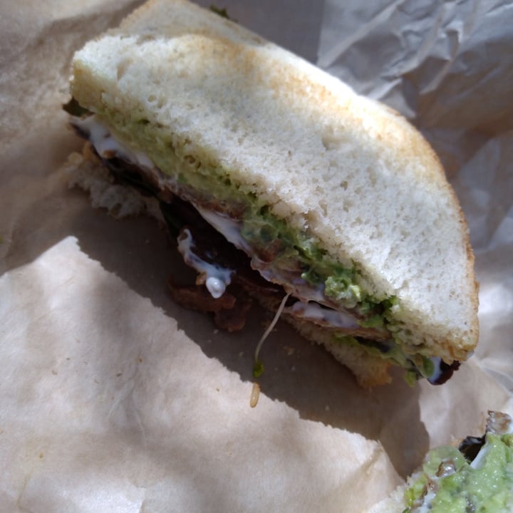 photo of Ocean Beach People's Organic Food Market Voltaire Sandwhich shared by @hastii on  12 Jul 2021 - review