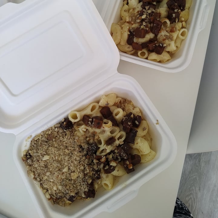 photo of Herbivorous Loaded Mac N Cheese shared by @tamaranne on  08 Aug 2020 - review