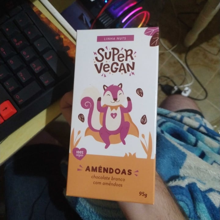 review photo of Super Vegan chocolate amêndoas shared by @alvaro434 on 28 Apr 2022 - review