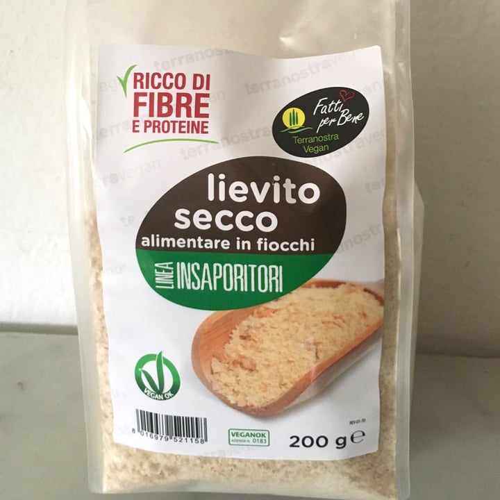 photo of Fatti per bene terranostra vegan Lievito alimentare shared by @elivegggie on  29 Oct 2022 - review