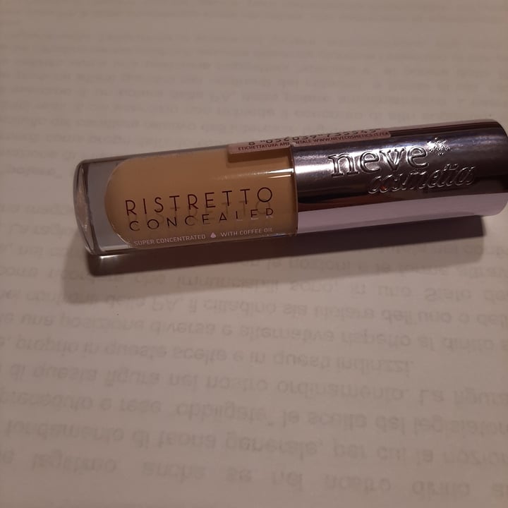 photo of Neve Cosmetics Ristretto concealer shared by @giosigur95 on  08 Sep 2022 - review