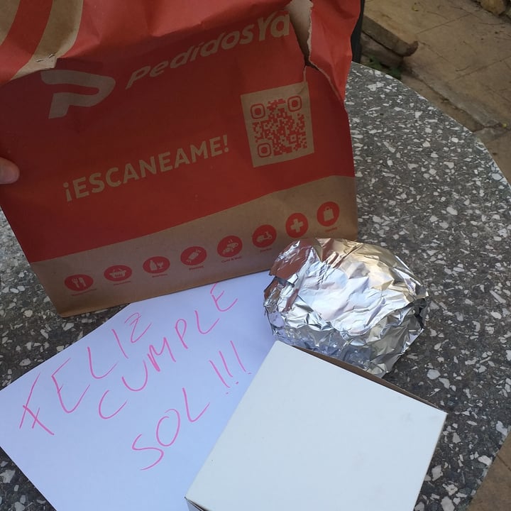 review photo of Cuenco Vegano Burger Tana shared by @solmichelle on 01 Oct 2020 - review