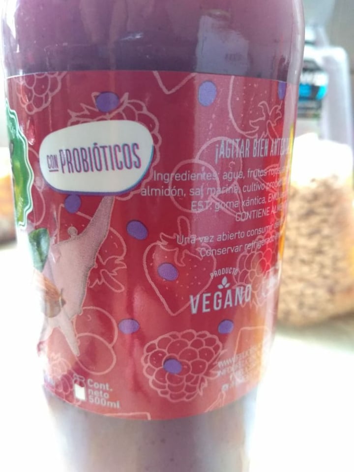 photo of Felices Las Vacas Smoothie Frutos Rojos Y Almendra shared by @batimaez on  25 Mar 2020 - review