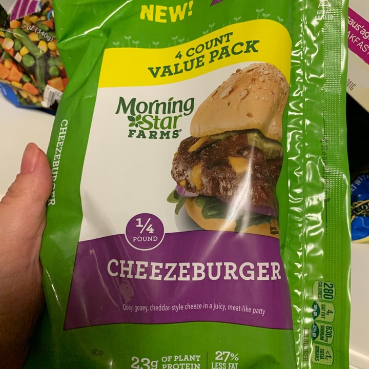 photo of MorningStar Farms Cheezeburger shared by @jessica1989 on  03 May 2020 - review